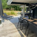 Log With Hot Tub And Fjord View Viborg