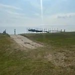 Vakantiehuis Log With Hot Tub And Fjord View Viborg