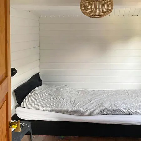 Log With Hot Tub And Fjord View Viborg