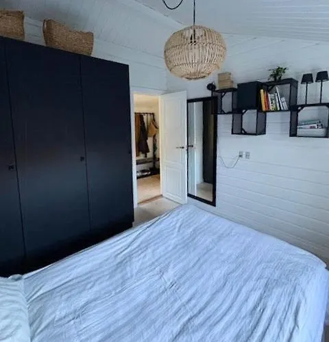 Semesterbostad Log With Hot Tub And Fjord View Viborg